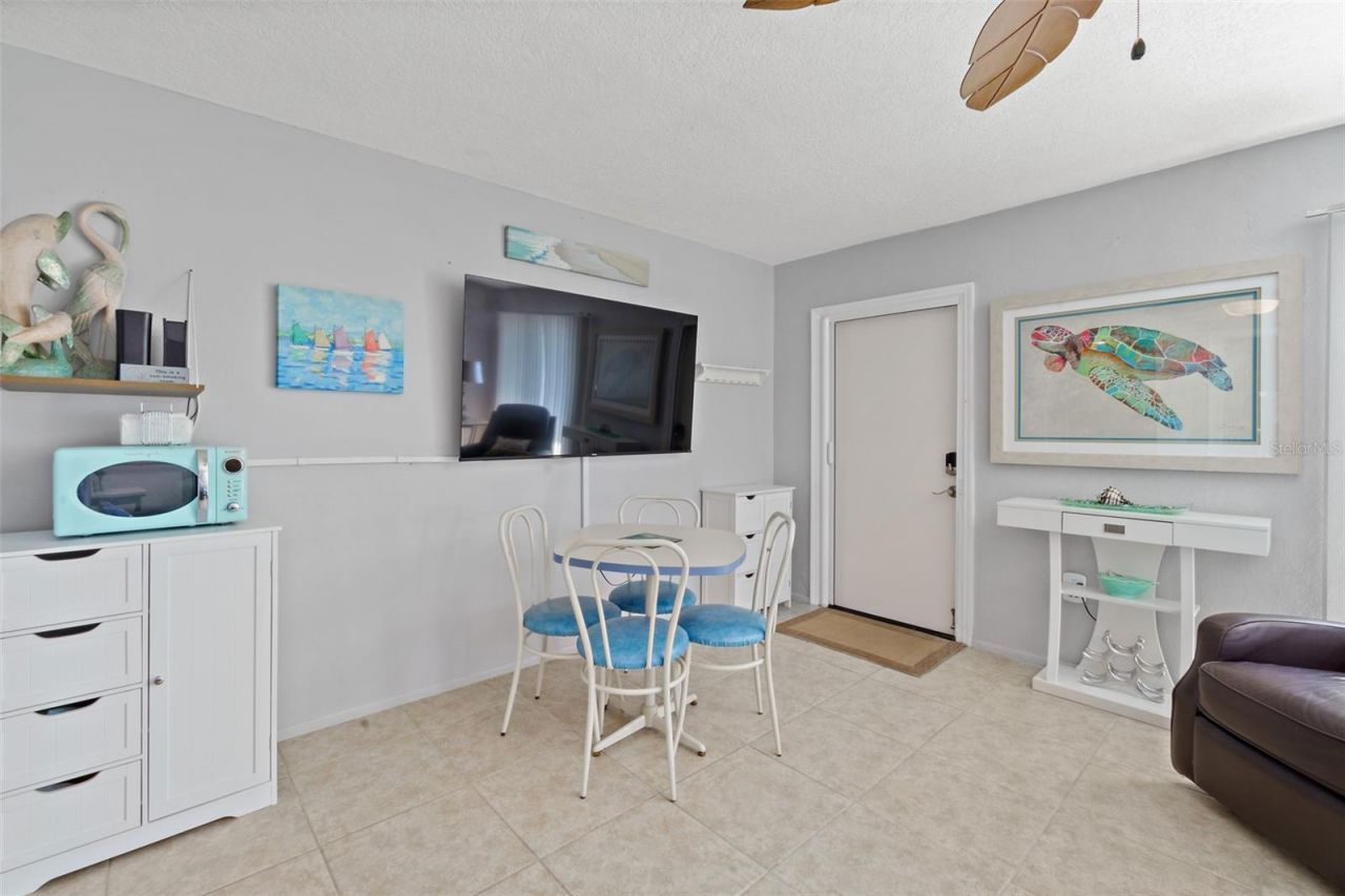 425 Harrison Avenue, Unit 6-2, Cape Canaveral, FL 32920 Photo