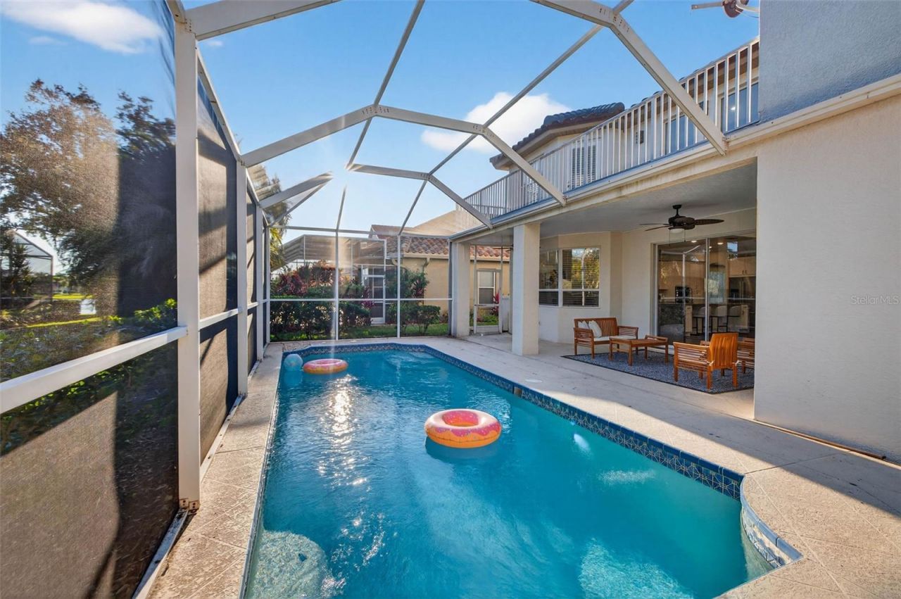 9997 Sago Point Drive, Seminole, FL 33777 Photo