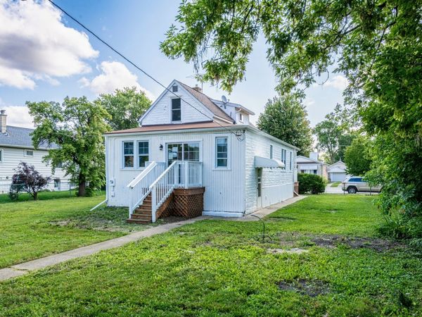 3340 Maple Avenue, Brookfield, IL 60513