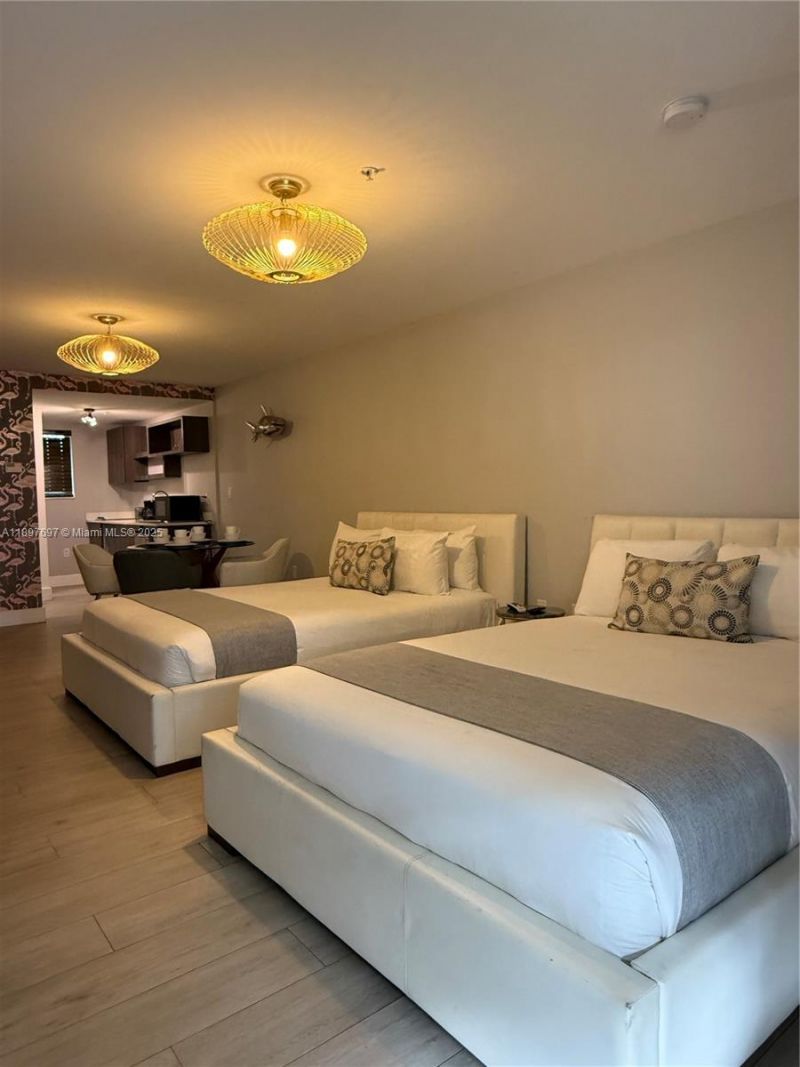 6755 Harding Ave, Unit 2, Miami Beach, FL 33141 Photo