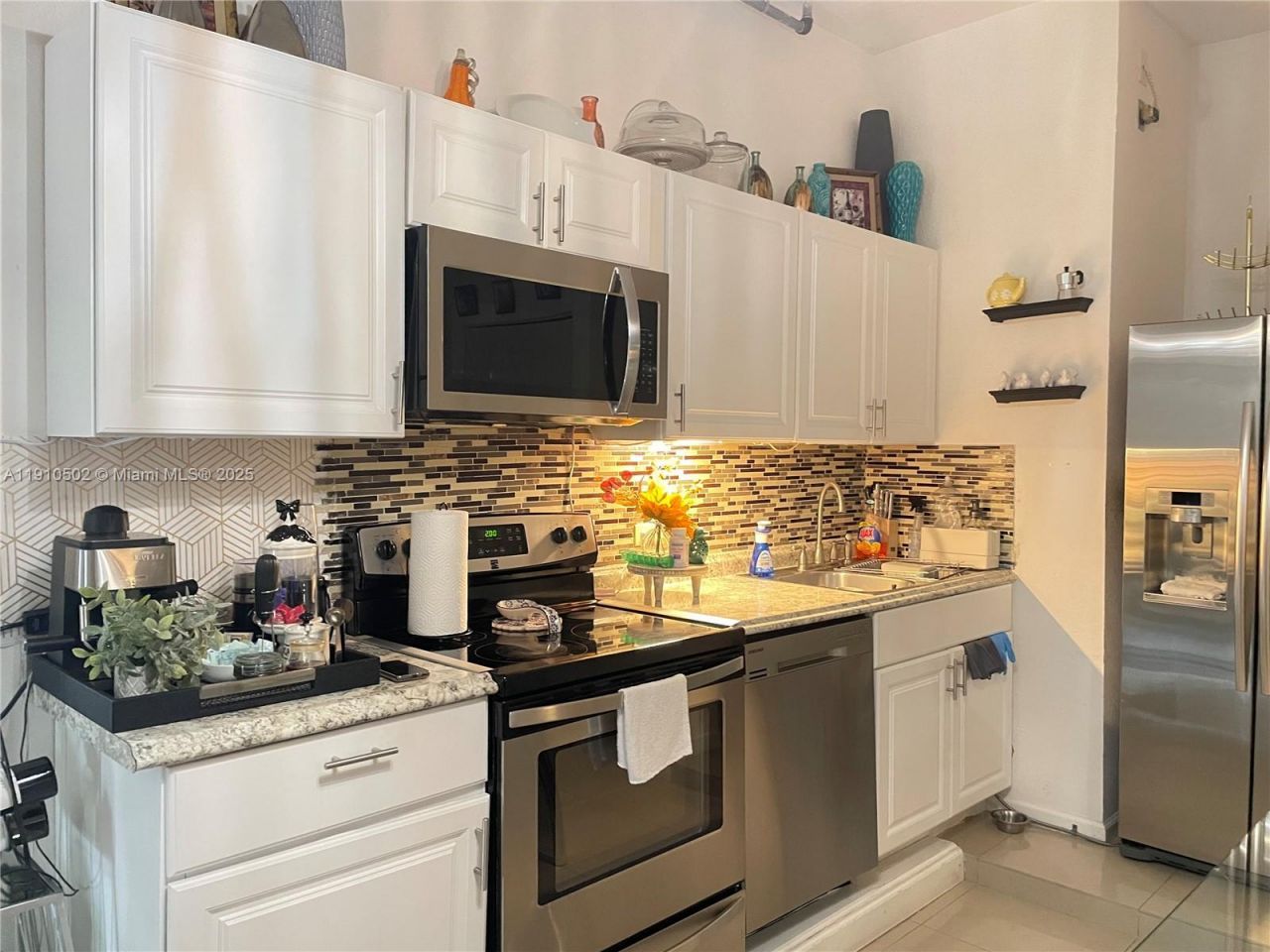 27563 SW 139th Psge, Unit #B, Homestead, FL 33032 Photo