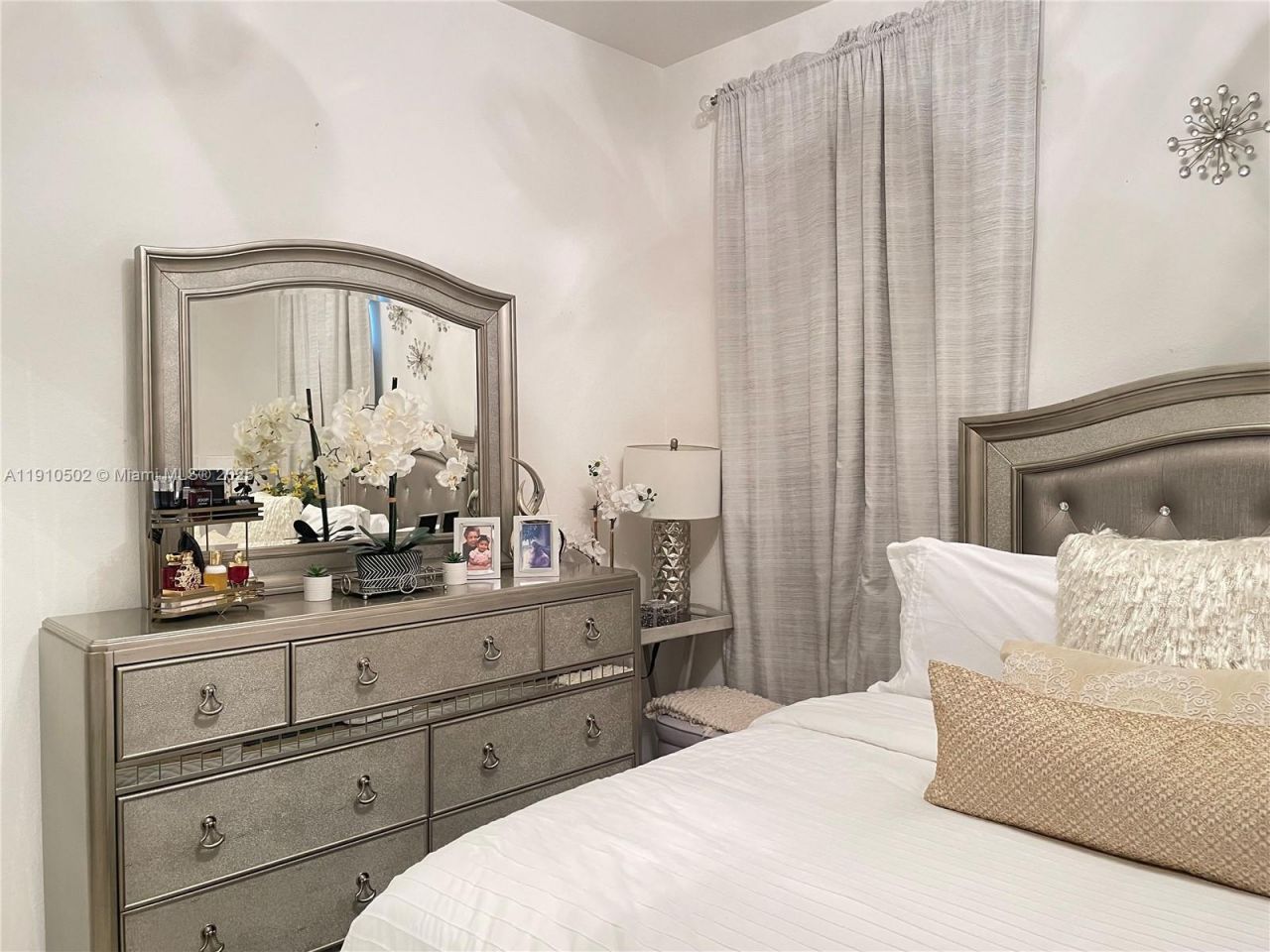 27563 SW 139th Psge, Unit #B, Homestead, FL 33032 Photo