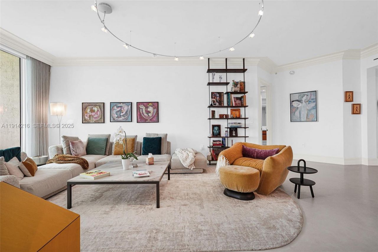 16047 Collins Ave, Unit 2102, Sunny Isles Beach, FL 33160 Photo