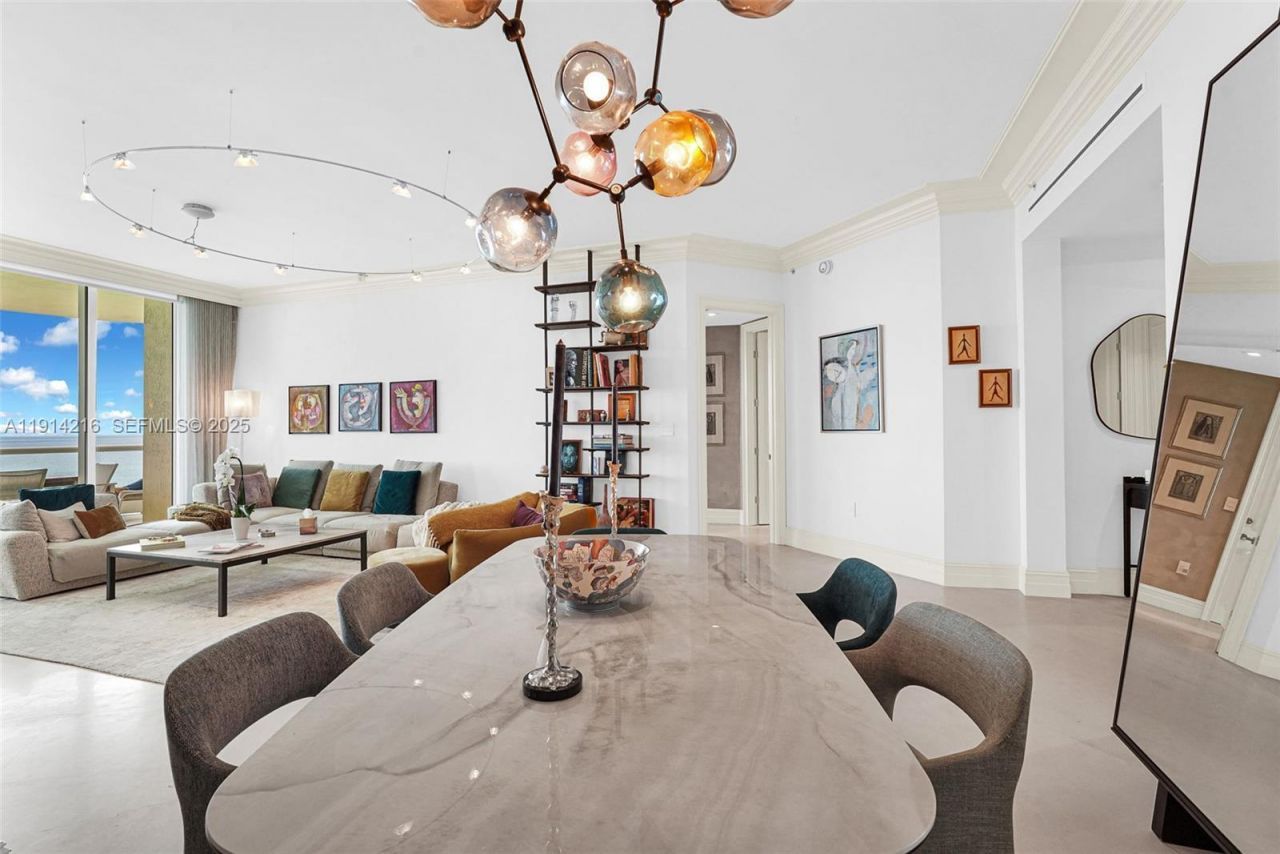 16047 Collins Ave, Unit 2102, Sunny Isles Beach, FL 33160 Photo