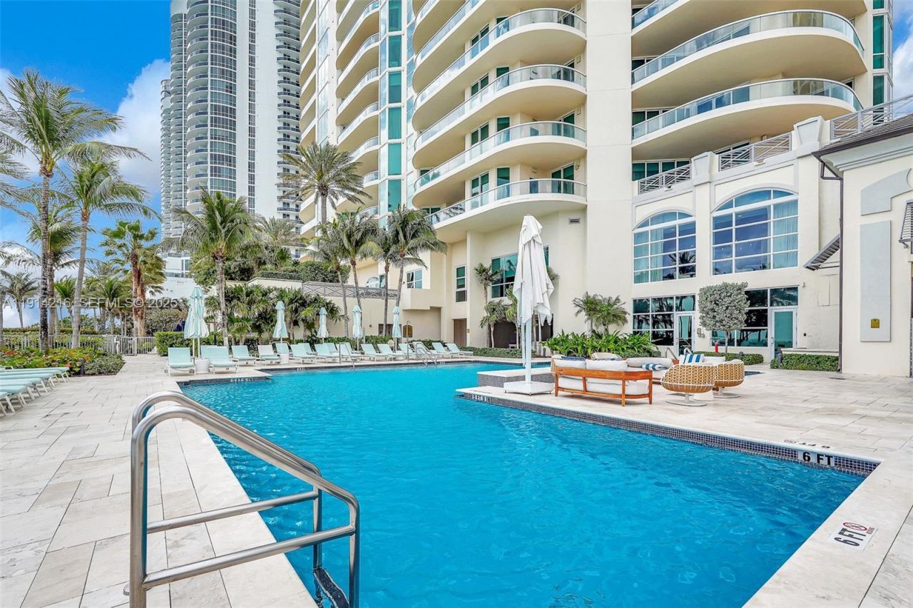 16047 Collins Ave, Unit 2102, Sunny Isles Beach, FL 33160 Photo