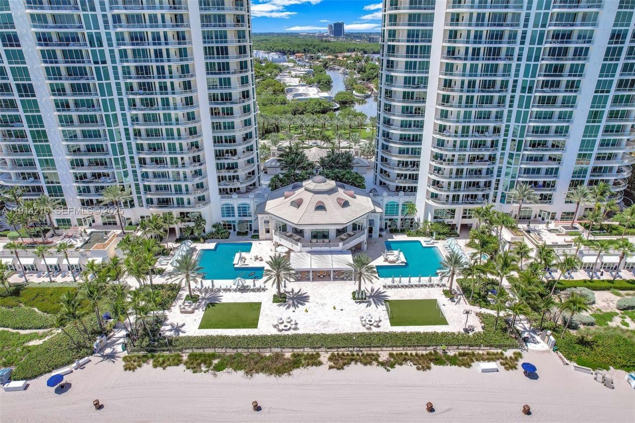 16047 Collins Ave, Unit 2102, Sunny Isles Beach, FL 33160 Photo