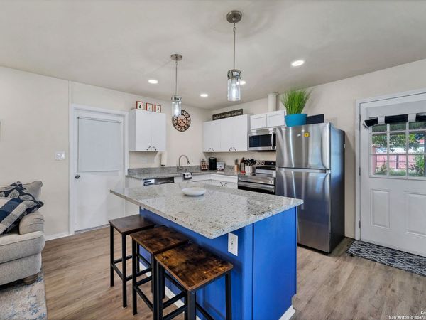 4931 Bayhead, San Antonio, TX 78220