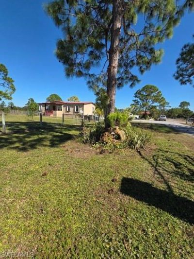 1860 Poinsettia Ave , Lehigh Acres, FL 33972 Photo