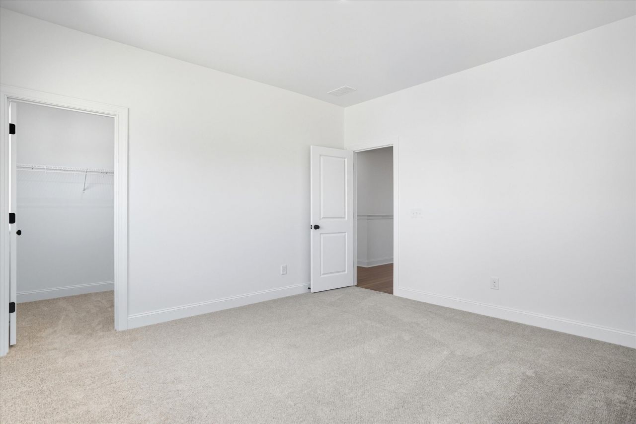 532-536 Hayes Park Boulevard Photo 15