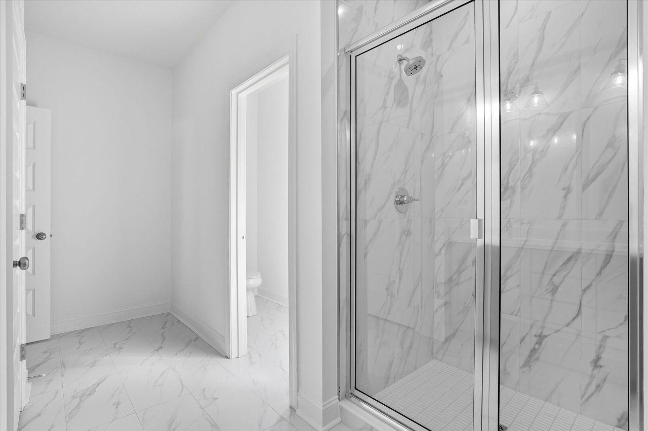 532-536 Hayes Park Boulevard Photo 21