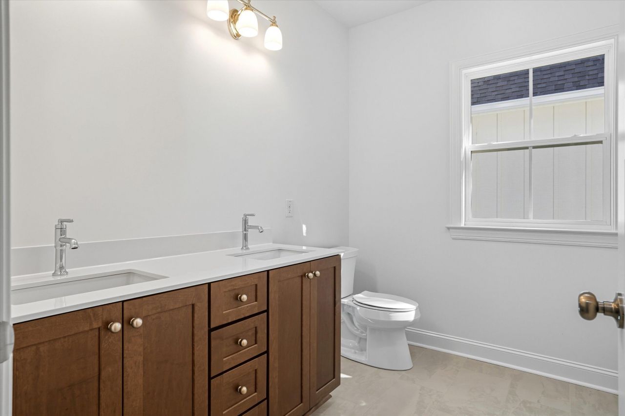 532-536 Hayes Park Boulevard Photo 22