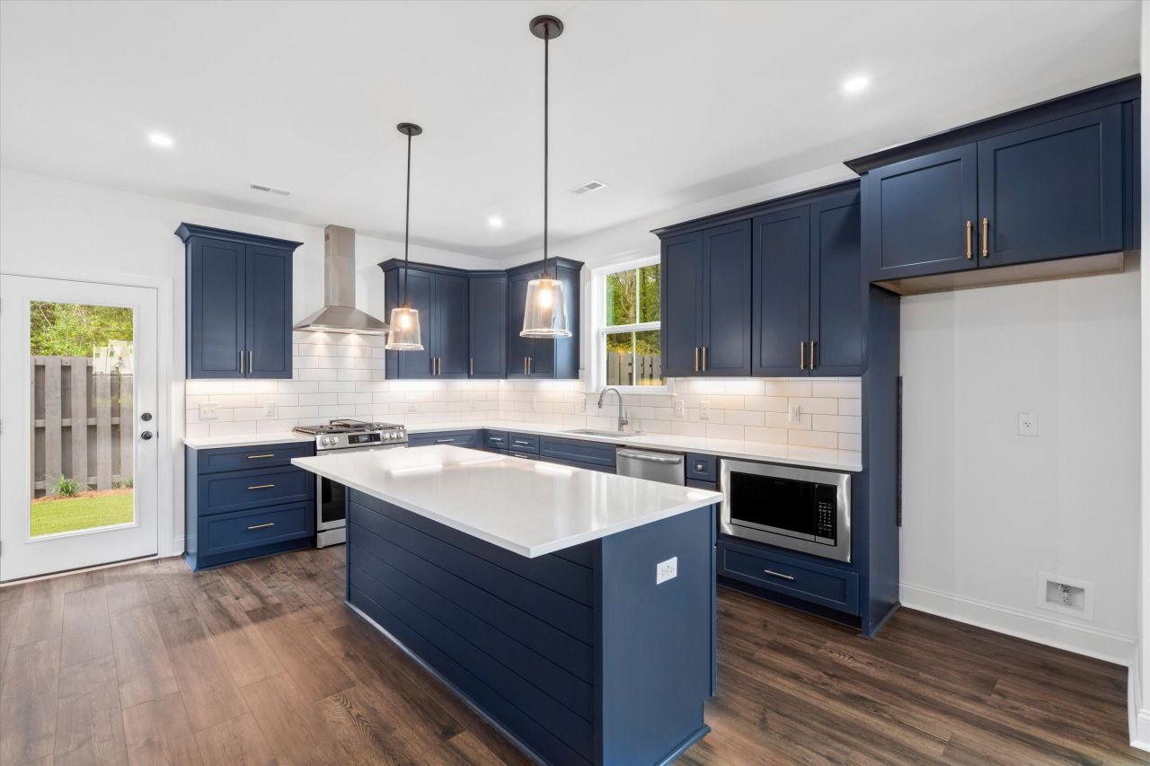 532-536 Hayes Park Boulevard Photo 8