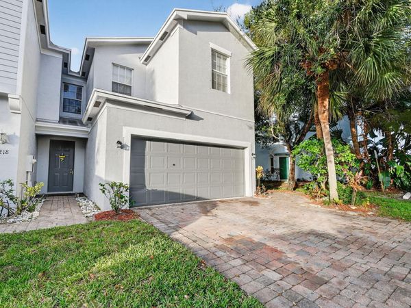 5210 White Oleander, West Palm Beach, FL 33415