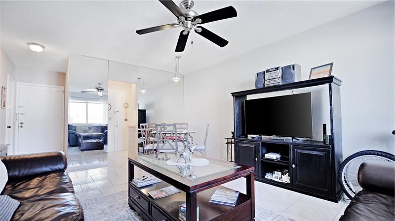 6263 NE 19th Avenue, Unit 923, Fort Lauderdale, FL 33308 Photo