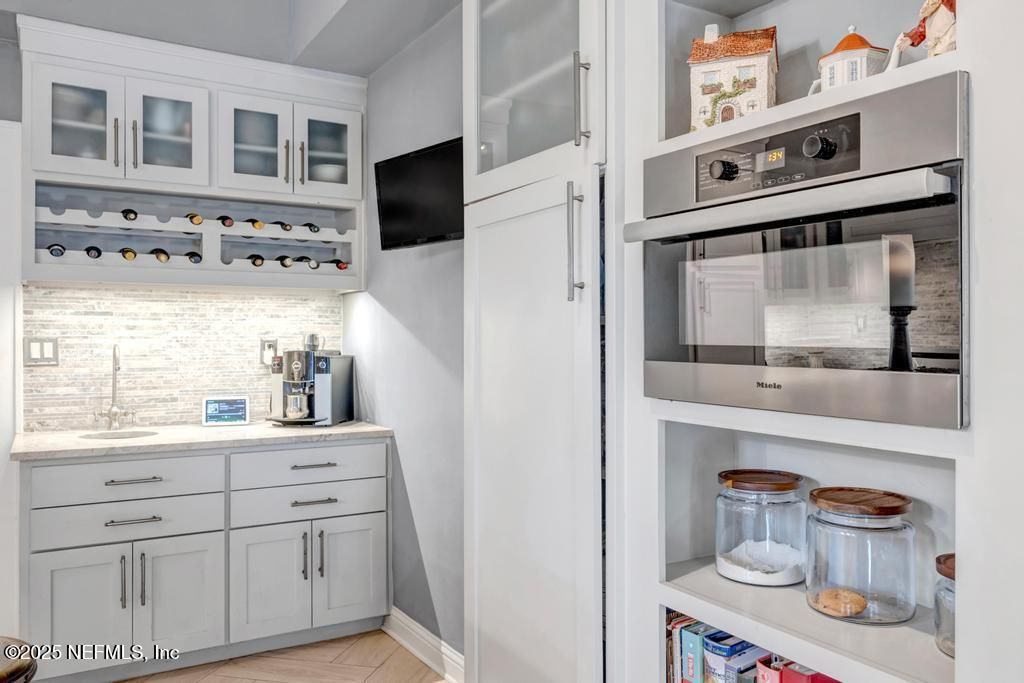 1880 Edgewood Avenue S, Jacksonville, FL 32205 Photo