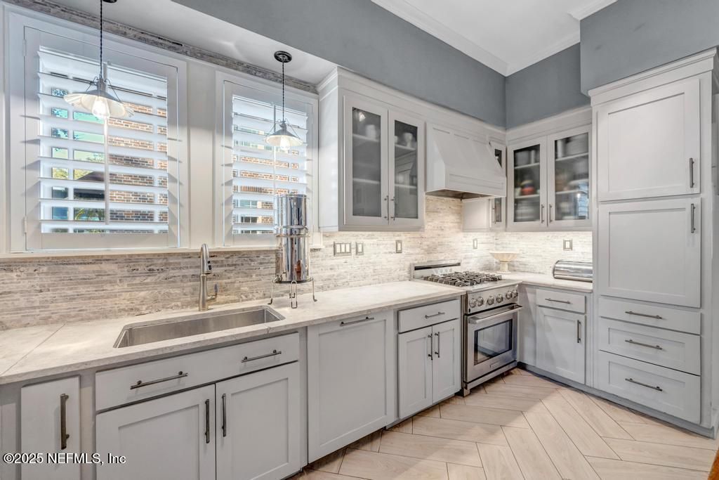 1880 Edgewood Avenue S, Jacksonville, FL 32205 Photo