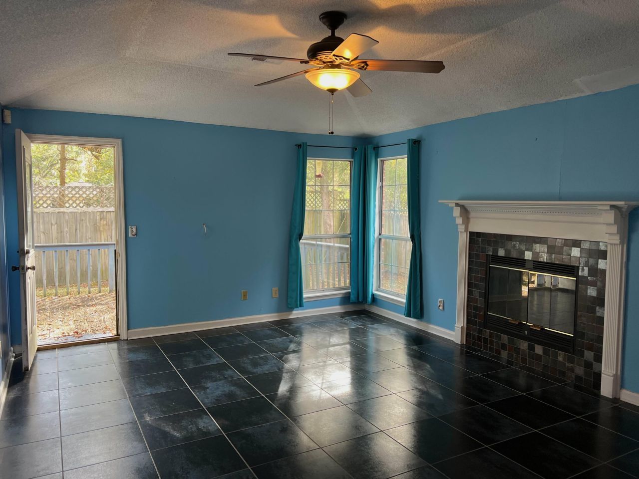 2292 Ballston Court Photo 3