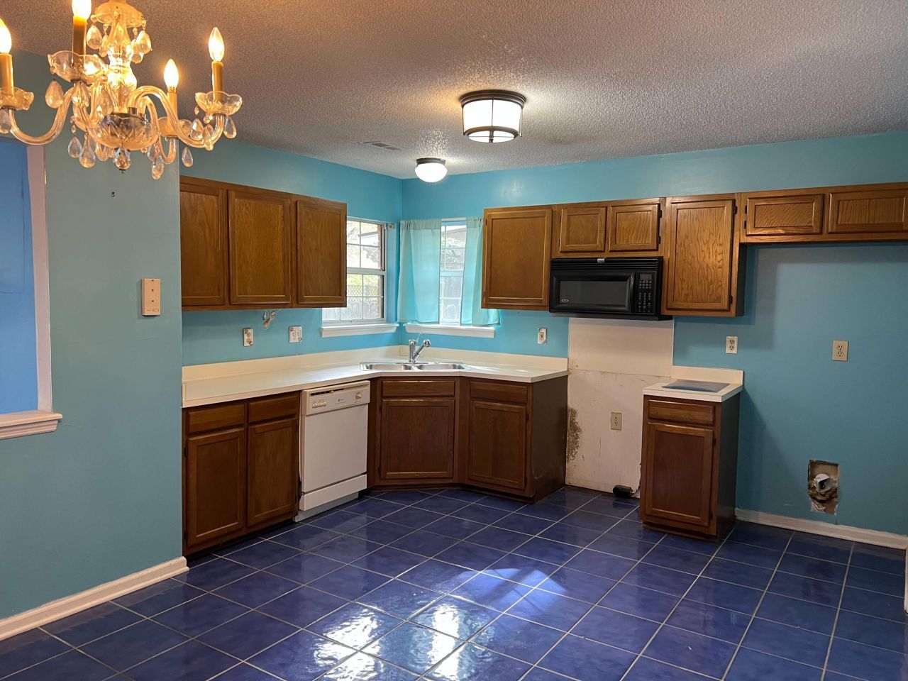 2292 Ballston Court Photo 4