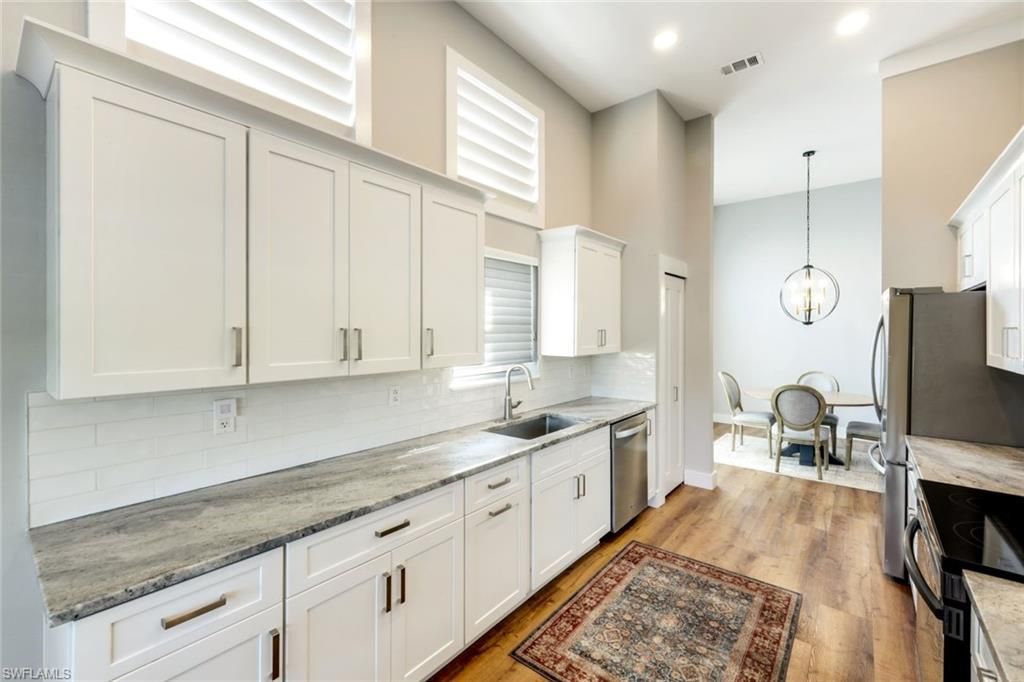 19461 Silver Oak Dr, Estero, FL 33967 Photo