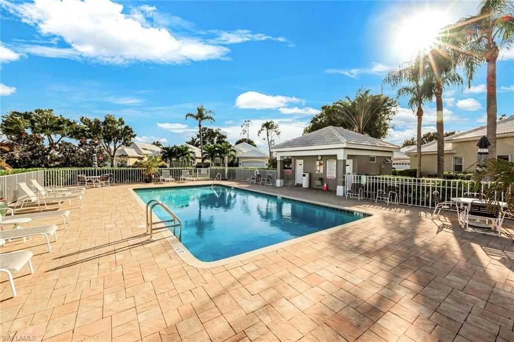 19461 Silver Oak Dr, Estero, FL 33967 Photo