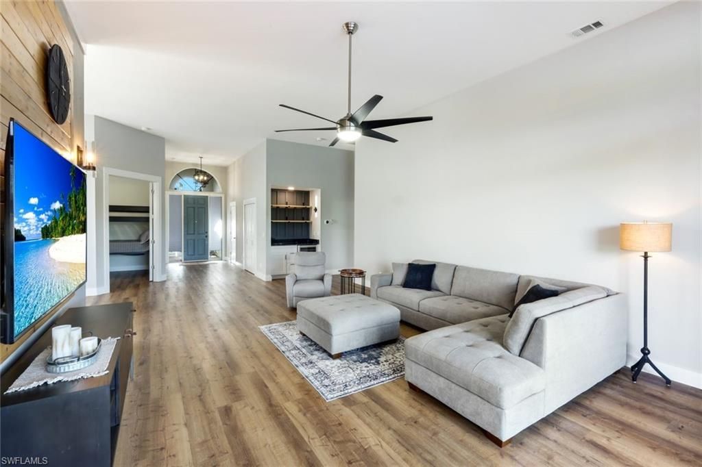 19461 Silver Oak Dr, Estero, FL 33967 Photo