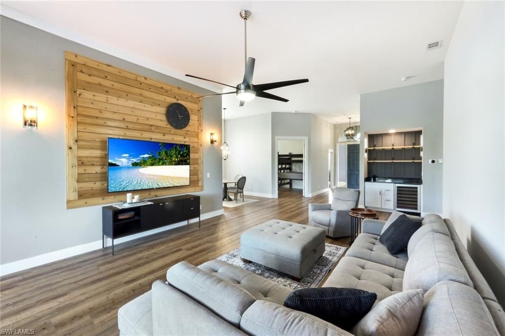 19461 Silver Oak Dr, Estero, FL 33967 Photo