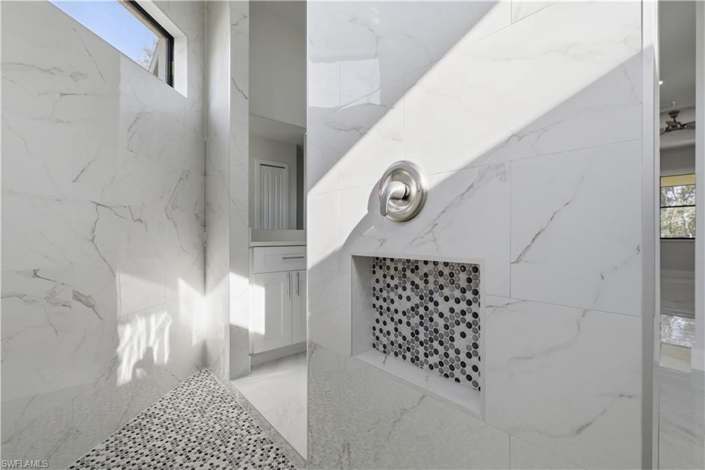 100 Zobora Cir, Fort Myers, FL 33913 Photo