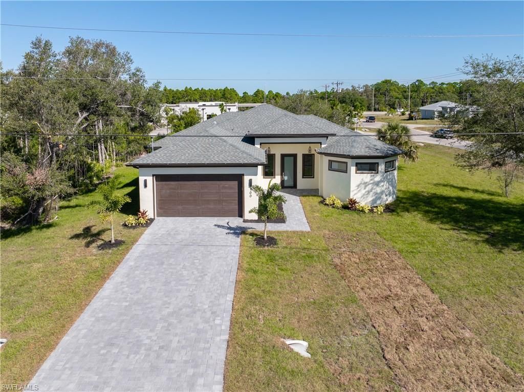 100 Zobora Cir, Fort Myers, FL 33913 Photo