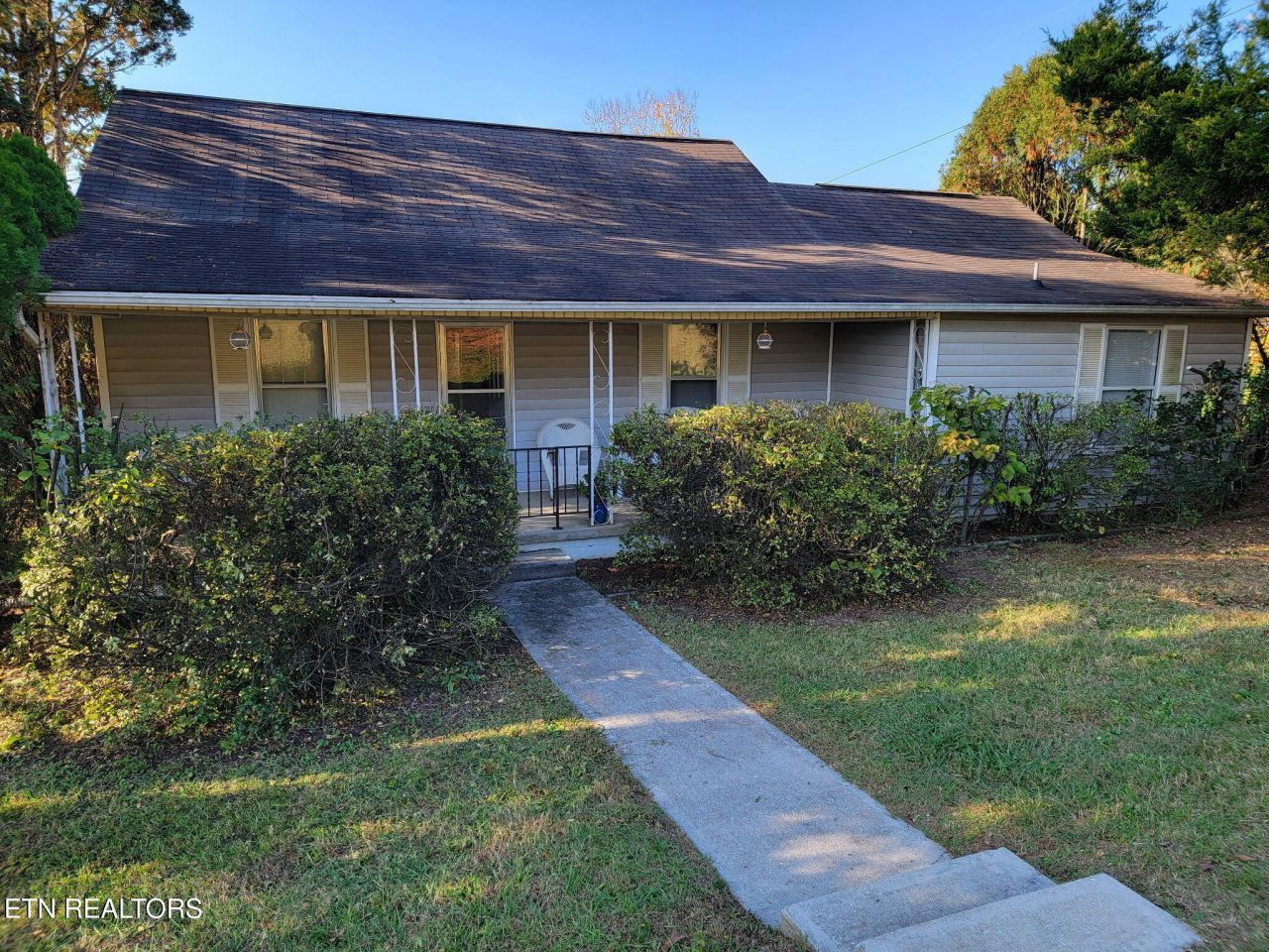 4066 Lakeshore Drive Drive, Bean Station, TN 37708 Main Photo