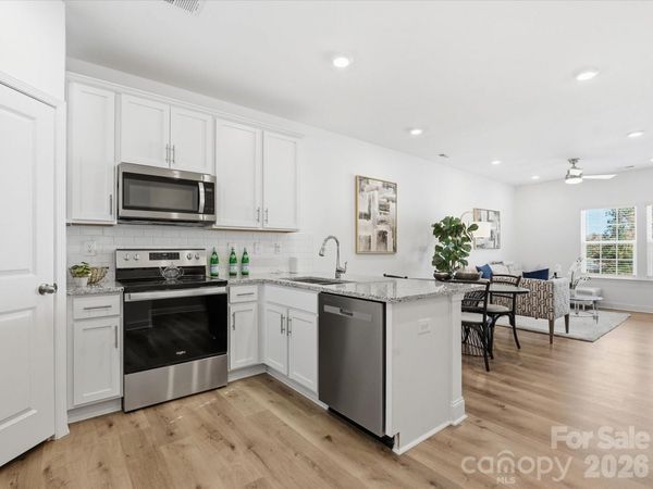 3136 Butler Hill Drive, Matthews, NC 28105