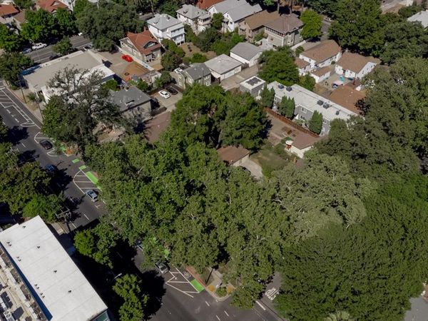 2017 10th St, Sacramento, CA 95818