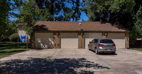 2017 10th St, Sacramento, CA 95818 Photo