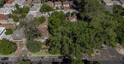 2017 10th St, Sacramento, CA 95818 Photo