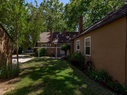 2017 10th St, Sacramento, CA 95818 Photo
