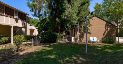 2017 10th St, Sacramento, CA 95818 Photo