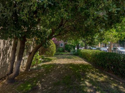 2017 10th St, Sacramento, CA 95818 Photo