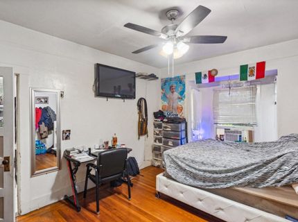 2017 10th St, Sacramento, CA 95818 Photo