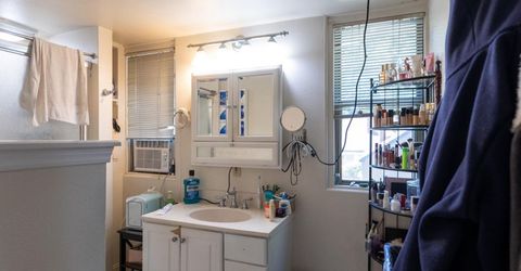 2017 10th St, Sacramento, CA 95818 Photo