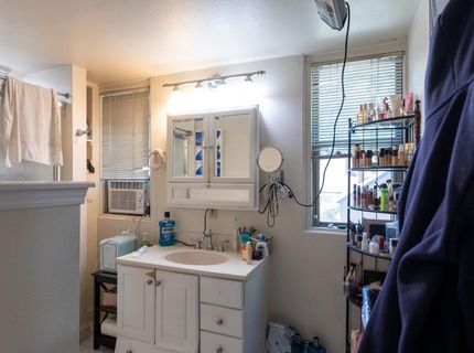 2017 10th St, Sacramento, CA 95818 Photo