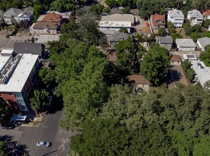 2017 10th St, Sacramento, CA 95818 Photo