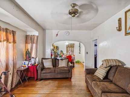 2017 10th St, Sacramento, CA 95818 Photo