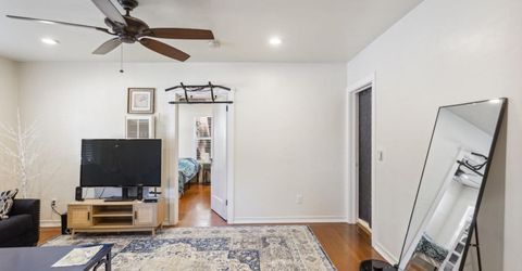 2017 10th St, Sacramento, CA 95818 Photo