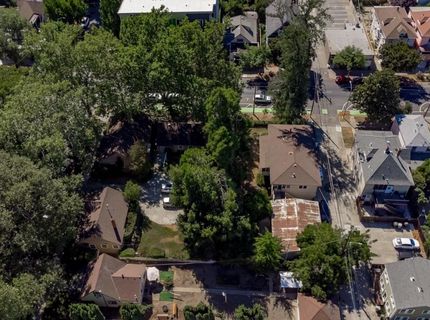 2017 10th St, Sacramento, CA 95818 Photo