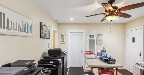 2017 10th St, Sacramento, CA 95818 Photo