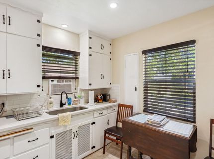 2017 10th St, Sacramento, CA 95818 Photo