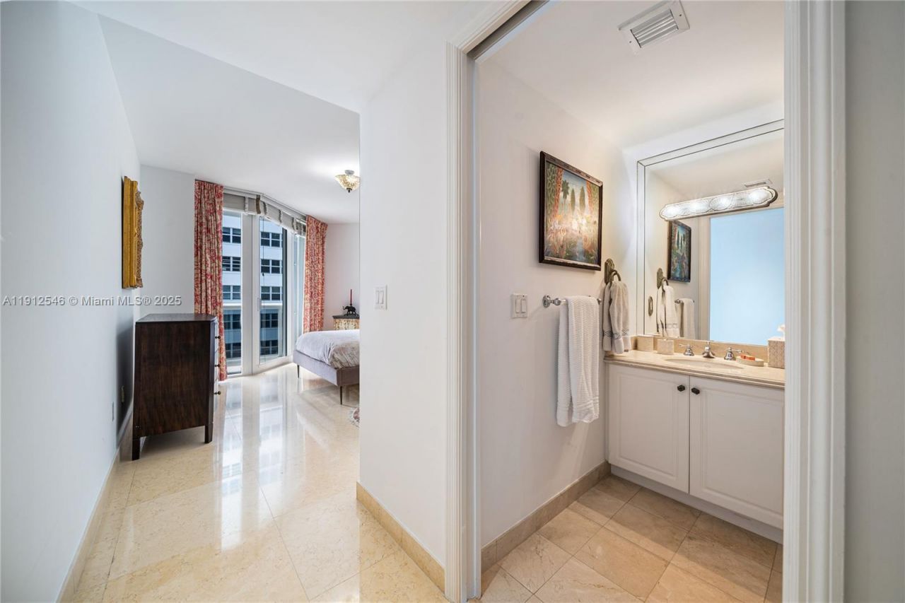 9559 Collins Ave, Unit S7-A, Surfside, FL 33154 Photo