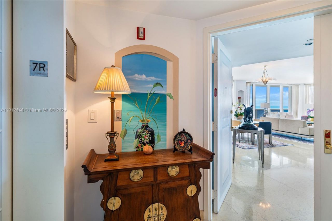 9559 Collins Ave, Unit S7-A, Surfside, FL 33154 Photo