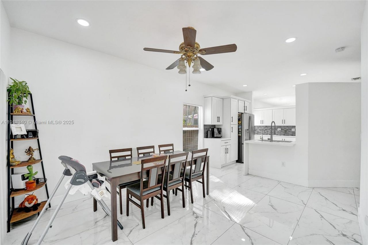 4118 Sapphire Ter, Weston, FL 33331 Photo