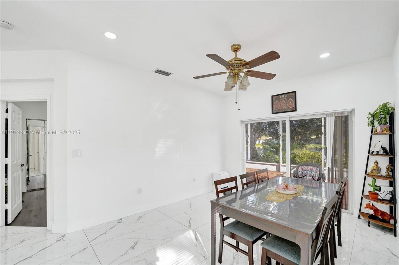 4118 Sapphire Ter, Weston, FL 33331 Photo