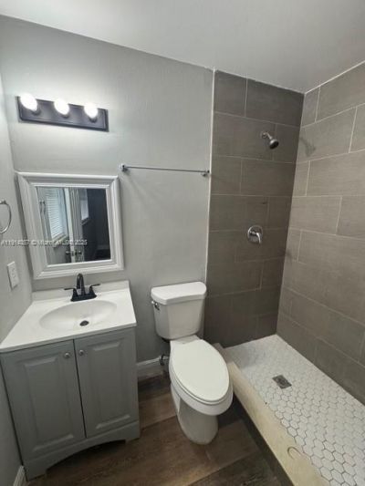 7810 SW 10th St, North Lauderdale, FL 33068 Photo